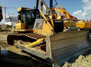 Аренда бульдозера Komatsu D85